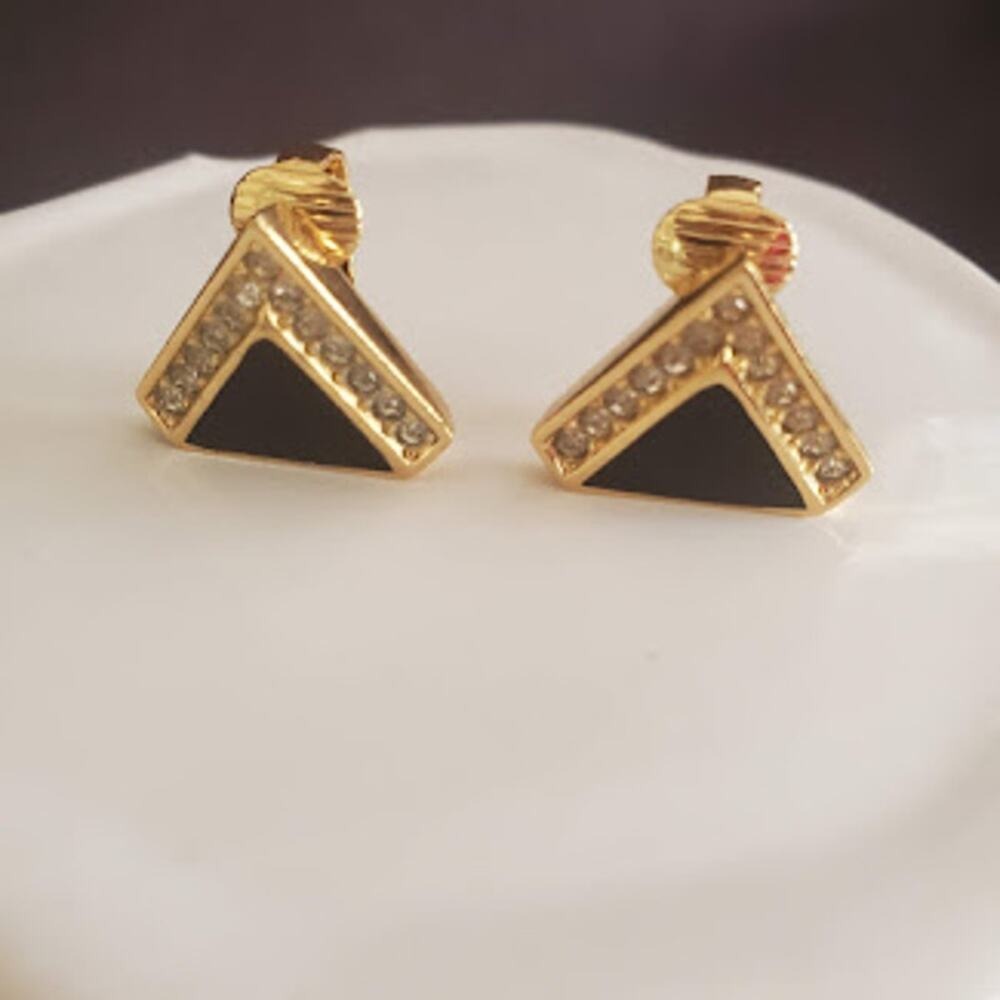 Christian Dior Vintage Gold Tone Black Triangle Rhinestone Clip On Earrings - Picture 6 of 6